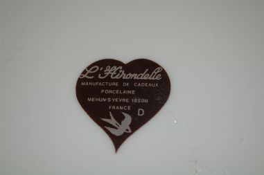 (n-7784) L´Hirondelle, puuviljadega vaagen