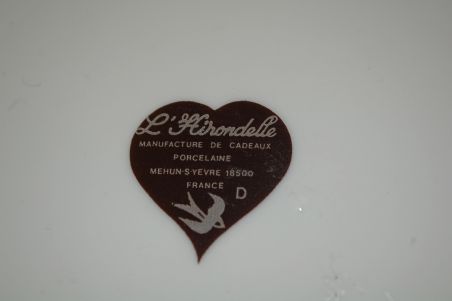 (n-7784) L´Hirondelle, puuviljadega vaagen