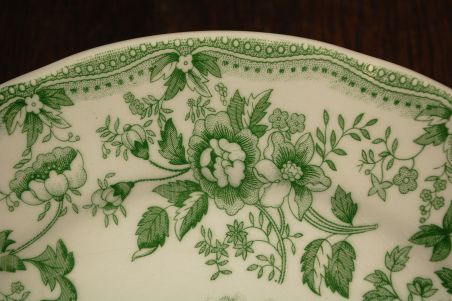 (n-7791/2) Ironstone Tableware, roheline vaagen