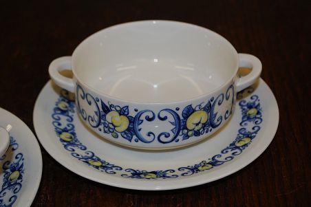 (n-7794) Villeroy & Boch Cadiz puljongitassid-taldrikud, 2tk