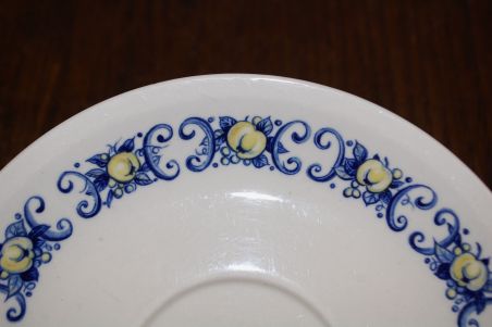 (n-7794) Villeroy & Boch Cadiz puljongitassid-taldrikud, 2tk