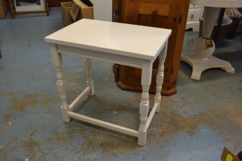 (n-7795) Valge lauake