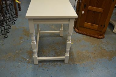 (n-7795) Valge lauake