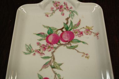 (n-7796) Ancap, õunapuu õitega leiva-keeksivaagen