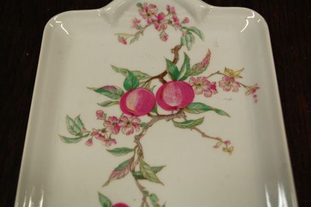 (n-7796) Ancap, õunapuu õitega leiva-keeksivaagen