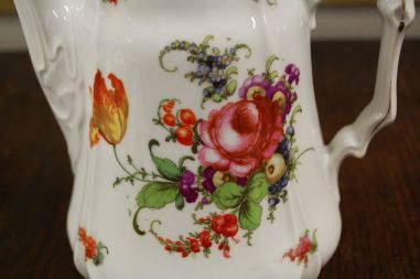 (n-7799) Lilleline uhke tee-/ kohvikann