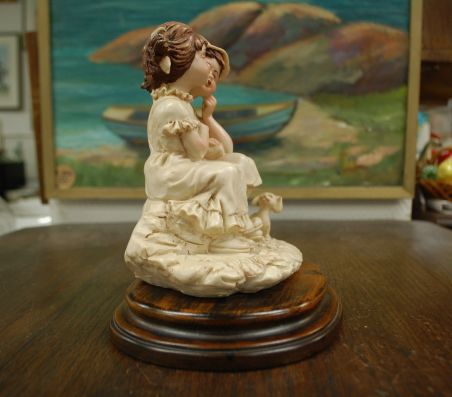 (n-7805) Kuju "Tüdruk, poiss ja koer"