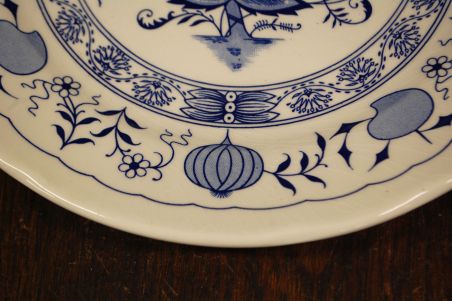 (n-7807) Ironstone Tableware, sibulamustriga ümar vaagen