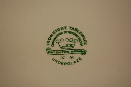 (n-7807) Ironstone Tableware, sibulamustriga ümar vaagen