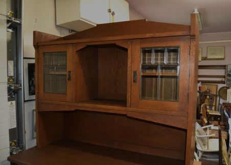 (L-813) Suur vanem puhvetkapp