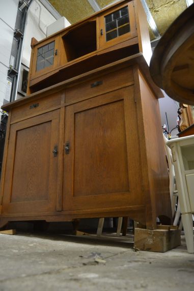 (L-813) Suur vanem puhvetkapp