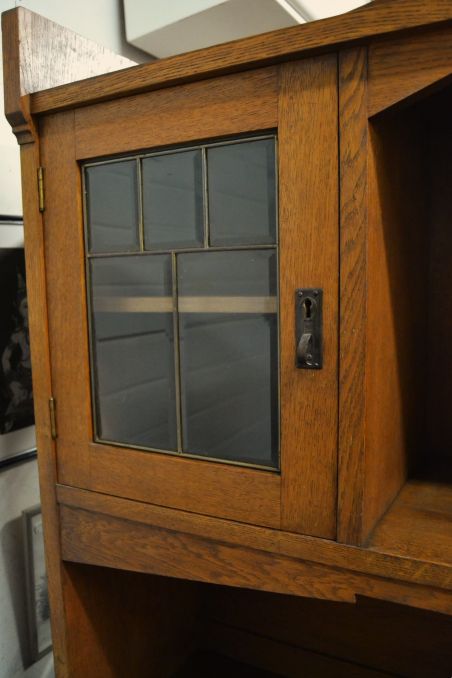 (L-813) Suur vanem puhvetkapp