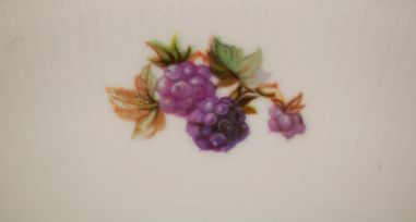 (n-7814) Bavaria Schumann Arzberg, puuviljadega sõel ja taldrik komplektis