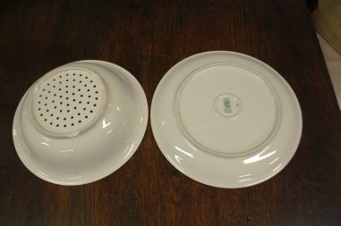 (n-7814) Bavaria Schumann Arzberg, puuviljadega sõel ja taldrik komplektis