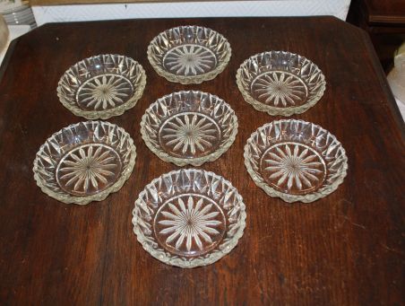 (n-7817) Madalad klaaskausid, 7tk