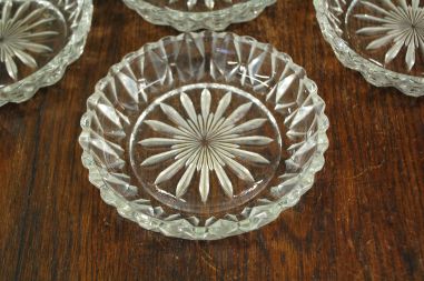 (n-7817) Madalad klaaskausid, 7tk