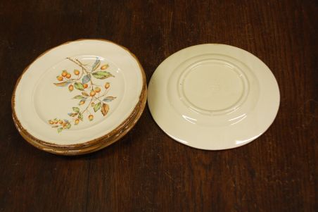 (n-7821/1) Quadrifoglio Ceramic, keraamilised salatitaldrikud "Kibuvits", 4tk