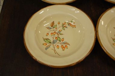 (n-7821/2) Quadrifoglio Ceramic, keraamilised supi-pastataldrikud "Kibuvits", 4tk