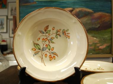 (n-7821/2) Quadrifoglio Ceramic, keraamilised supi-pastataldrikud "Kibuvits", 4tk