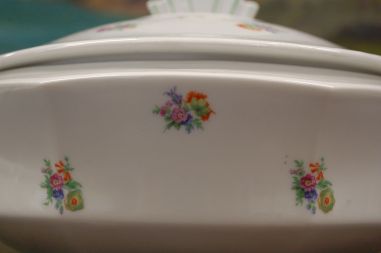 (n-7823) Art Deco, lilleline tirin