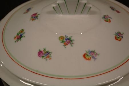 (n-7823) Art Deco, lilleline tirin