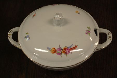 (n-7824) Chodziež, lilleline tirin