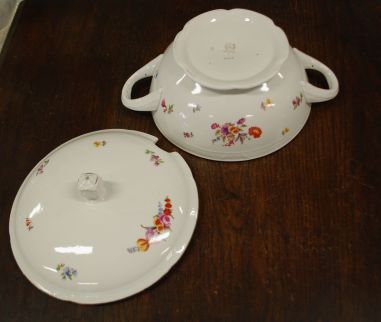 (n-7824) Chodziež, lilleline tirin