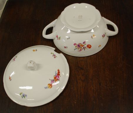 (n-7824) Chodziež, lilleline tirin