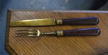 (L-820) Noad-kahvlid karbis