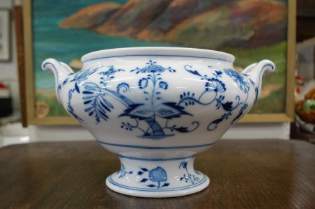 (n-7827) Uhke sibulamustriline sangadega kauss