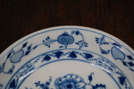 (n-7830) Vana sibulamustriine kauss