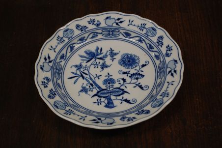 (n-7833) Original Bohemia ümar sibulamustriline vaagen