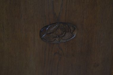 (L-823) Vana pikem kummut, servant