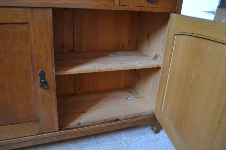 (L-823) Vana pikem kummut, servant