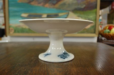 (n-7839) Mouzin-Lecat & Cie, antiikne jalal vaagen