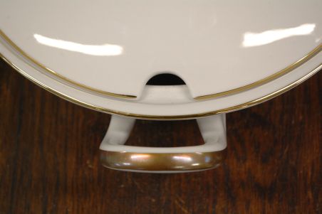 (n-7845) Bavaria Edelstein, viinamarjaokstega suur tirin