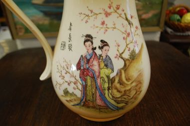 (n-7847) Suur kann ja kauss "Geišad"