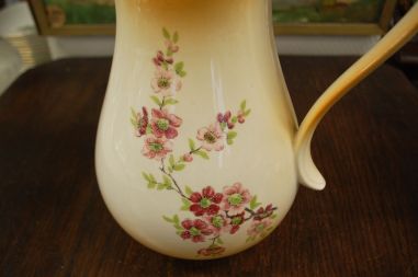 (n-7847) Suur kann ja kauss "Geišad"