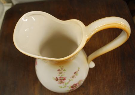 (n-7847) Suur kann ja kauss "Geišad"