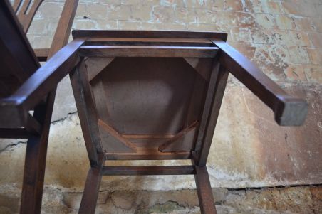 (n-7849) Luterma põhjaga toolid, 2 tk