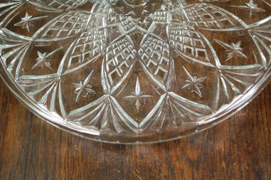 (n-7859) Klaasist/ kristallist tordivaagen jalal