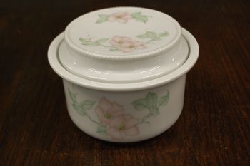 (n-7862/1) Bavaria Seltmann Weiden, õunapuu õitega kaanega vorm/kauss