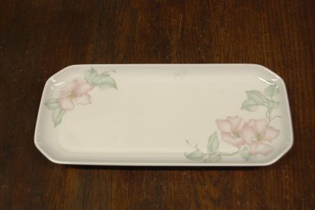 (n-7862/7) Bavaria Seltmann Weiden, õunapuu õitega leiva/ keeksivaagen