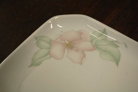 (n-7862/7) Bavaria Seltmann Weiden, õunapuu õitega leiva/ keeksivaagen