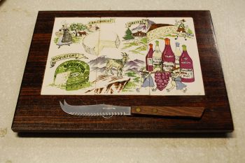 (n-7863) Lõikelaud noaga/ juustualus