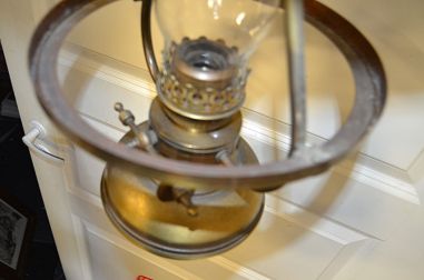 (n-7866) Laevalgusti