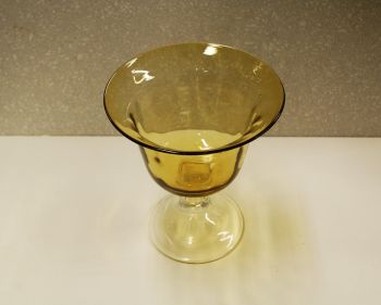 (n-7869) Kollane klaasist jalal kauss 2