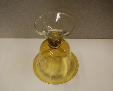 (n-7869) Kollane klaasist jalal kauss