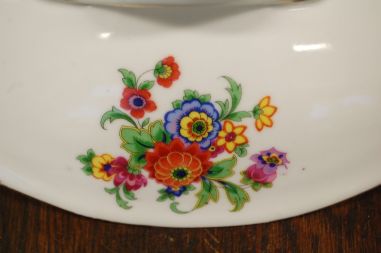 (n-7873) RFH, ovaalne lileline tirin