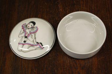 (n-7874) Kaanega toos "Pierrot"